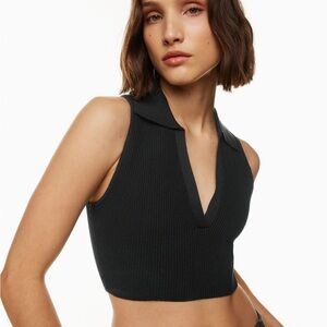 BNWOT Aritzia Babaton Sculpt Knit Sleeveless Ribbed Polo Crop Top